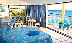 Jr Suite Oceanfront - Breezes Curacao