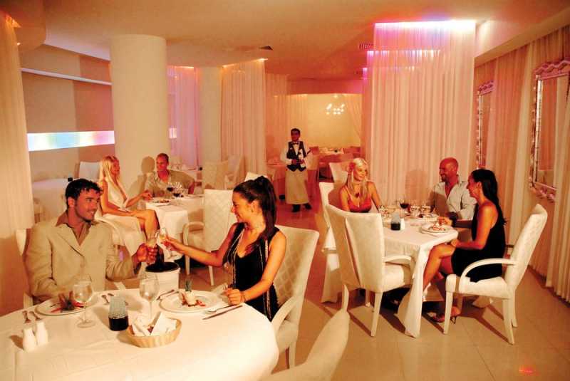 Il Piacere restaurant at Desire Resort and Spa